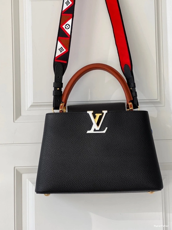 MM LOUIS VUITTON CAPUCINES 0813